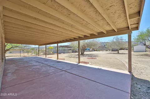 735 E Desert Ln, Phoenix, AZ 85042 photo 25