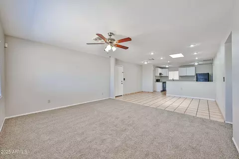 735 E Desert Ln, Phoenix, AZ 85042 photo 12