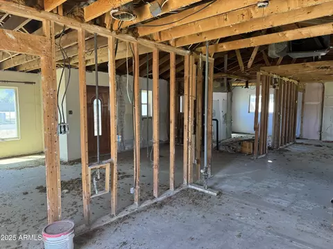 Entry Way - 3948 E Monterosa St, Phoenix, AZ 85018 photo 1 of 3