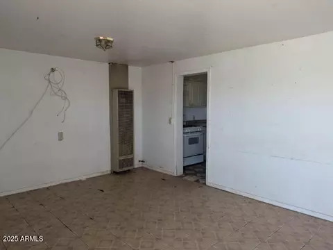 2602 E Jones Ave, Phoenix, AZ 85040 photo 3