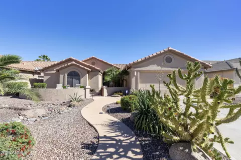 9216 E Rocky Lake Dr, Sun Lakes, AZ 85248