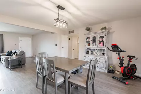 5607 N 23rd Ave, Phoenix, AZ 85015 photo 10
