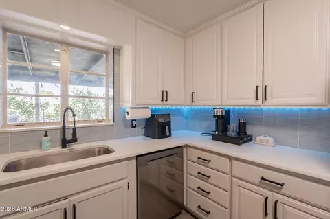 5607 N 23rd Ave, Phoenix, AZ 85015 photo 5