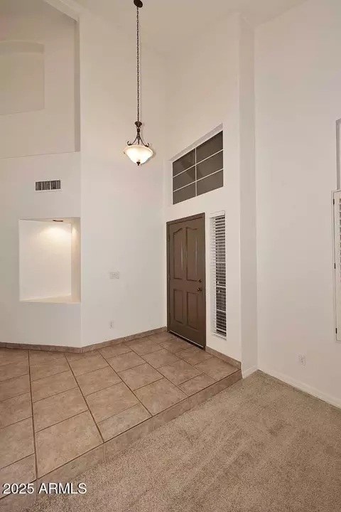 14833 S 14th Pl, Phoenix, AZ 85048 photo 5