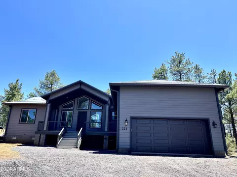 221 E Summerberry Dr, Show Low, AZ 85901