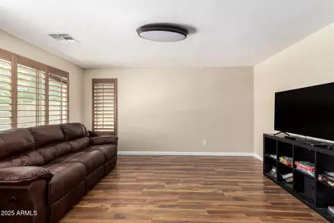 Living - 1617 W Pecan Rd, Phoenix, AZ 85041 photo 1 of 4
