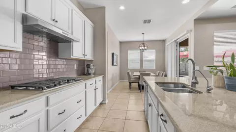 Entry Way - 4323 E Wheaton St, Gilbert, AZ 85295 photo 3 of 4