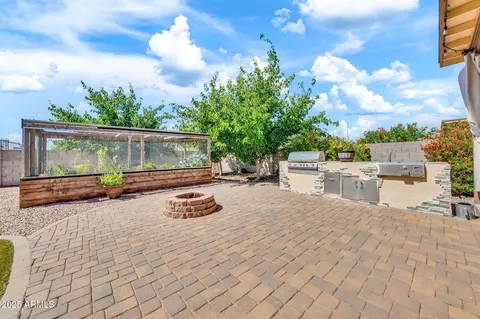 747 E Meadow Ln, Phoenix, AZ 85022 photo 19