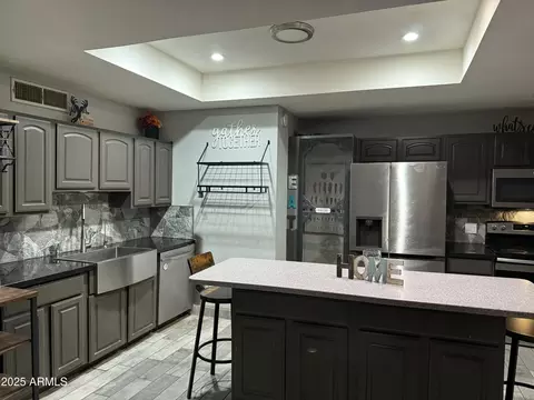 5218 S 44th Pl, Phoenix, AZ 85040