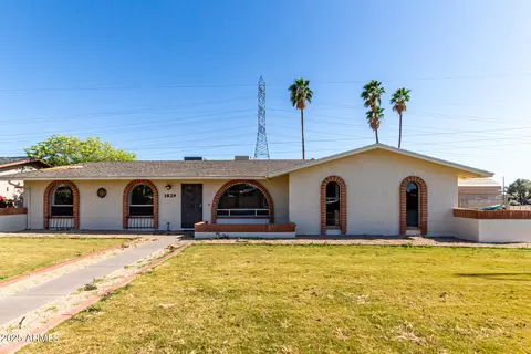 1829 E Decatur St, Mesa, AZ 85203