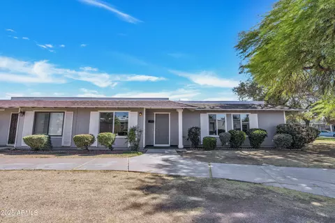 5008 W New World Dr, Glendale, AZ 85302