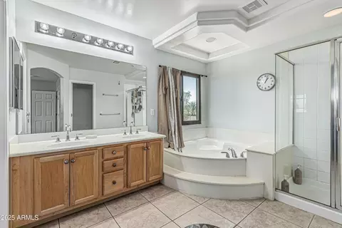 Bath - 6422 W Range Mule Dr, Phoenix, AZ 85083 photo 1 of 5