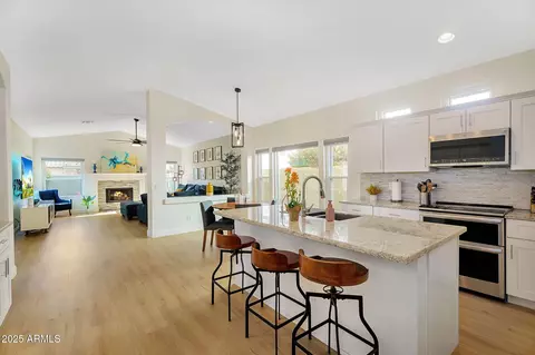 824 W Mesquite St, Gilbert, AZ 85233