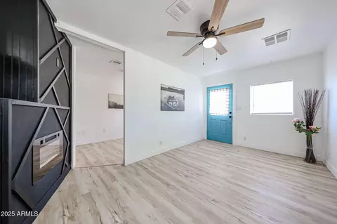 741 E Carol Ave, Phoenix, AZ 85020 photo 5