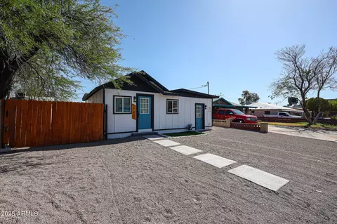 741 E Carol Ave, Phoenix, AZ 85020 photo 3
