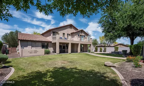 2307 W Sienna Bouquet Pl, Phoenix, AZ 85085