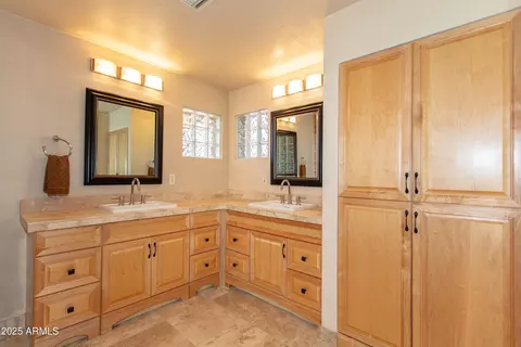 Bath - 3522 E Cherokee St, Phoenix, AZ 85044 photo 5 of 9