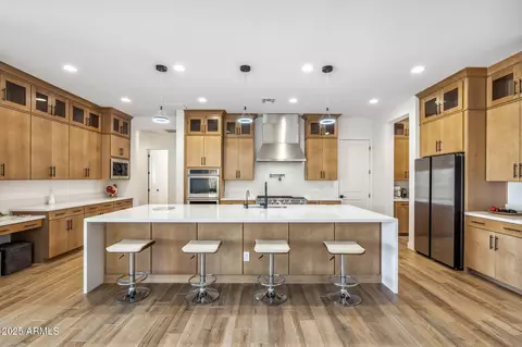 3366 E Constance Way, Phoenix, AZ 85042