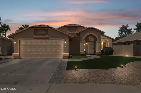 2236 E Rawhide St, Gilbert, AZ 85296