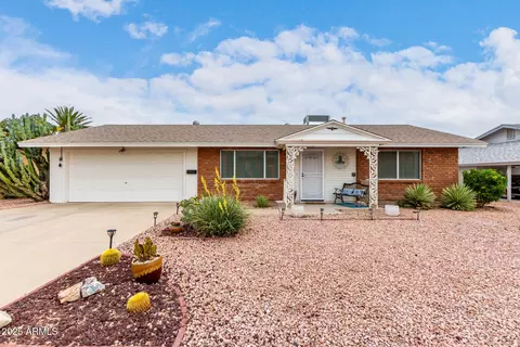 10132 W Audrey Dr, Sun City, AZ 85351
