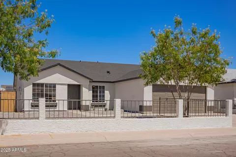 Exterior - 1408 E Carson Rd, Phoenix, AZ 85042 photo 3 of 5