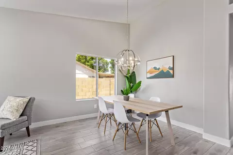 Dining - 1408 E Carson Rd, Phoenix, AZ 85042 photo 1 of 2