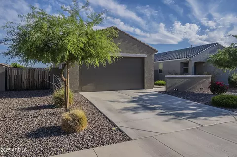 3661 E Appaloosa Dr, San Tan Valley, AZ 85140