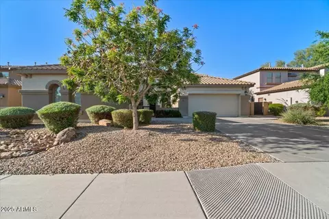 834 W Whitten St, Chandler, AZ 85225