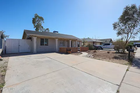 9021 W Mulberry Dr, Phoenix, AZ 85037