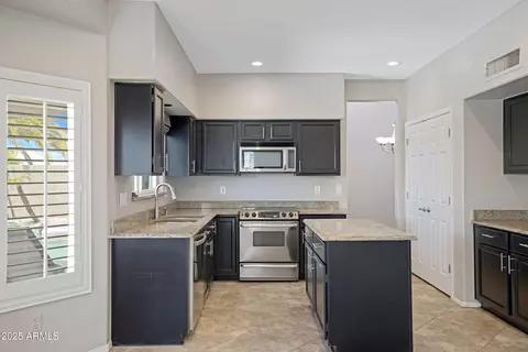 4207 E Rockledge Rd, Phoenix, AZ 85044 photo 22