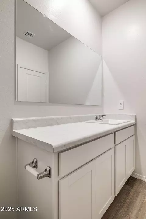 Bath - 25283 N 183rd Dr, Wittmann, AZ 85361 photo 2 of 3