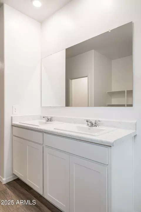 Bath - 25283 N 183rd Dr, Wittmann, AZ 85361 photo 1 of 3