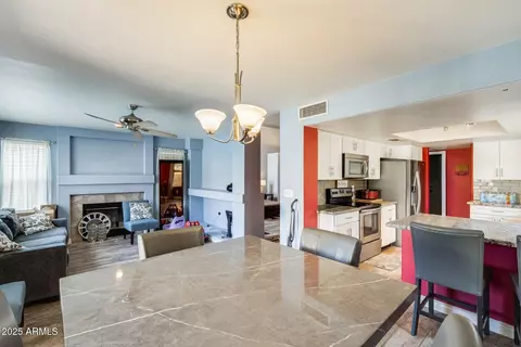 1310 E Helena Dr, Phoenix, AZ 85022 photo 10