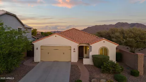 7973 S Peppertree Ct, Gilbert, AZ 85298 photo 2
