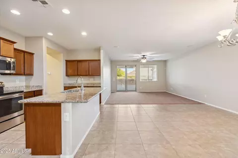 7973 S Peppertree Ct, Gilbert, AZ 85298 photo 11