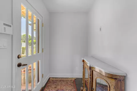 Entry Way - 4596 E Calle Ventura --, Phoenix, AZ 85018 photo 1 of 2