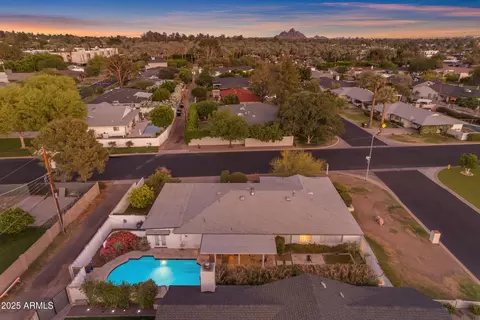 View/Area - 4596 E Calle Ventura --, Phoenix, AZ 85018 photo 3 of 5