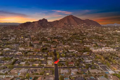 View/Area - 4596 E Calle Ventura --, Phoenix, AZ 85018 photo 4 of 5