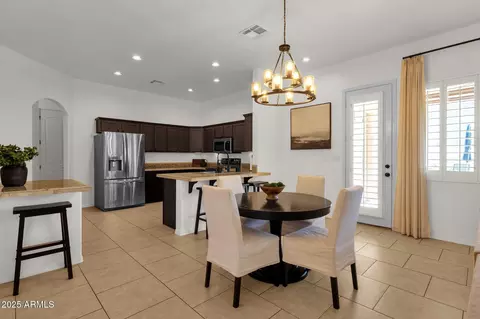 1554 E Kings Ct, Gilbert, AZ 85234 photo 9