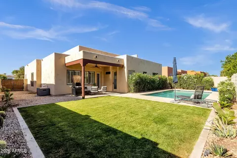 1554 E Kings Ct, Gilbert, AZ 85234 photo 32