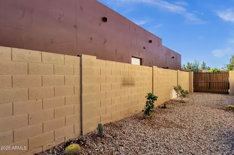1554 E Kings Ct, Gilbert, AZ 85234 photo 41