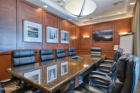 View/Area - 2402 Esplanade Ln #204, Phoenix, AZ 85016 photo 1 of 1