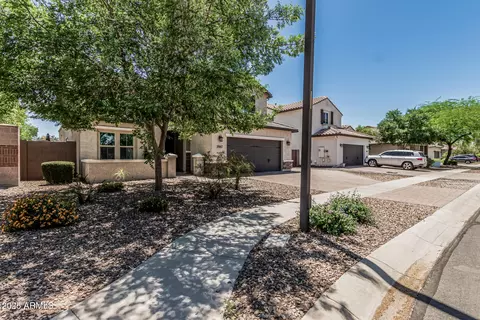 3067 E Trigger Way, Gilbert, AZ 85297 photo 4