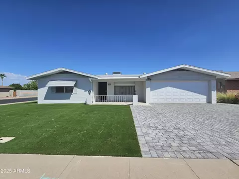 5122 Emerald Cir, Mesa, AZ 85206