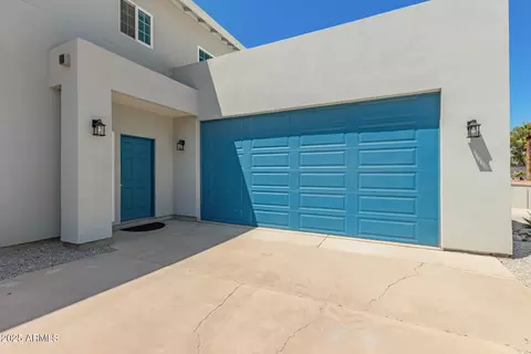1131 E Bishop Dr, Tempe, AZ 85282 photo 2