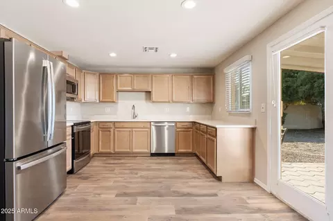 3624 E Hearn Rd, Phoenix, AZ 85032 photo 9