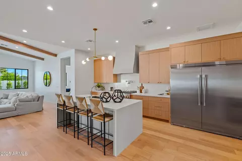 Kitchen - 4107 Edgemont Ave, Phoenix, AZ 85008 photo 3 of 4