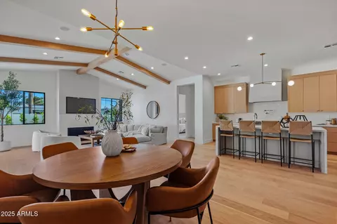 Dining - 4107 Edgemont Ave, Phoenix, AZ 85008 photo 2 of 2
