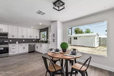 Dining - 4531 N 12th Dr, Phoenix, AZ 85013 photo 1 of 4