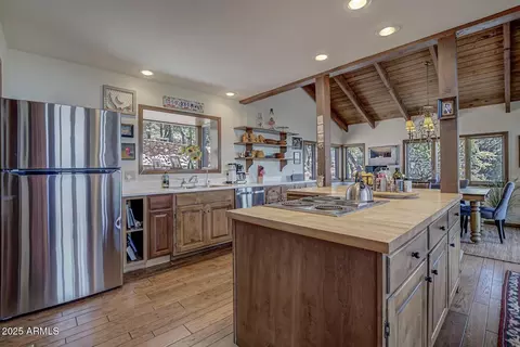 6081 W Skyview Cir, Pine, AZ 85544 photo 9